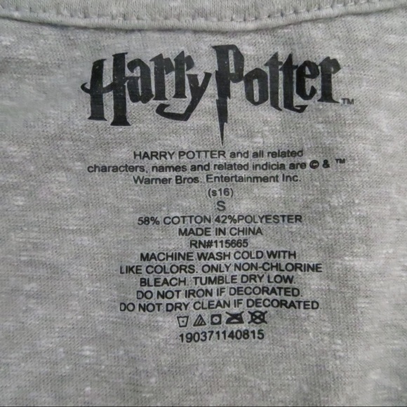 Harry Potter Wand T-shirt Size S - Picture 2 of 2